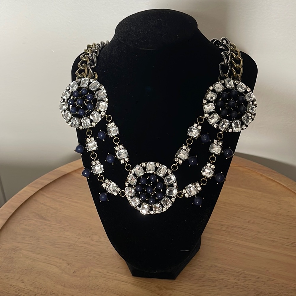 Statement necklace